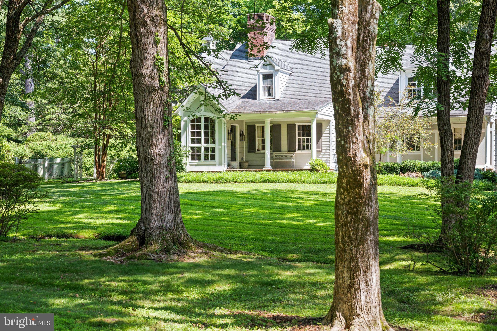 4 Chittenden Ln