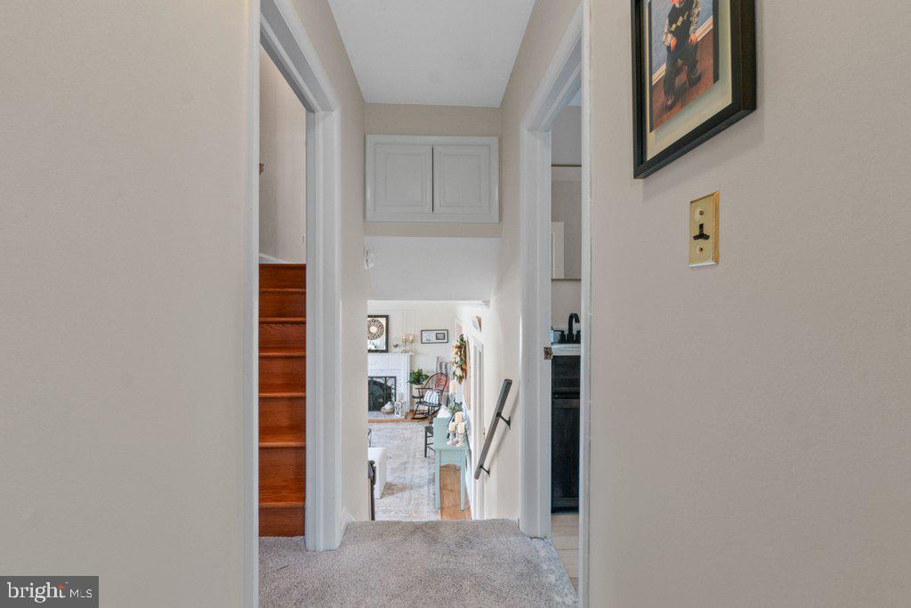 201 Rollingdale Rd