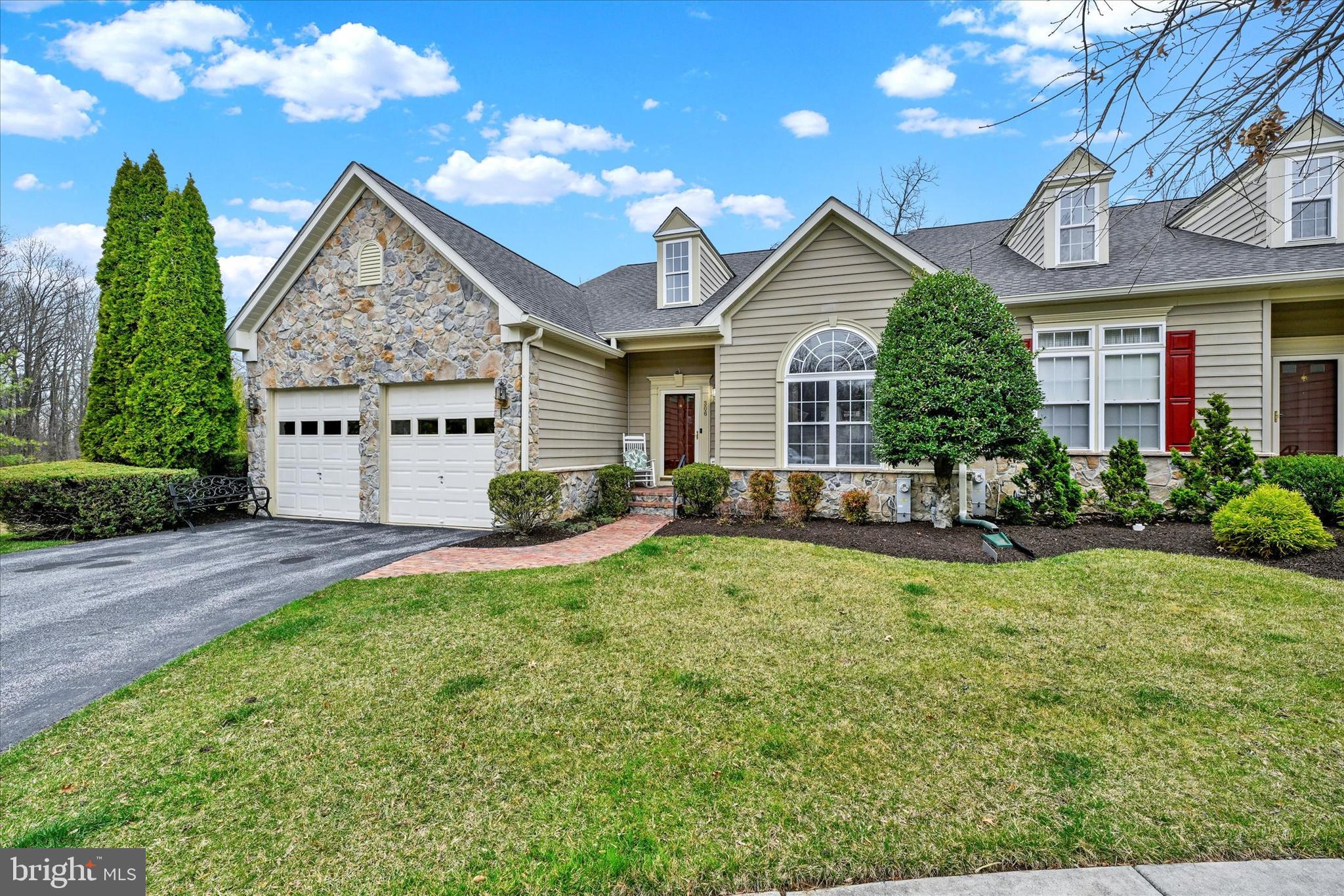 306 Lauren Hill Ct #306