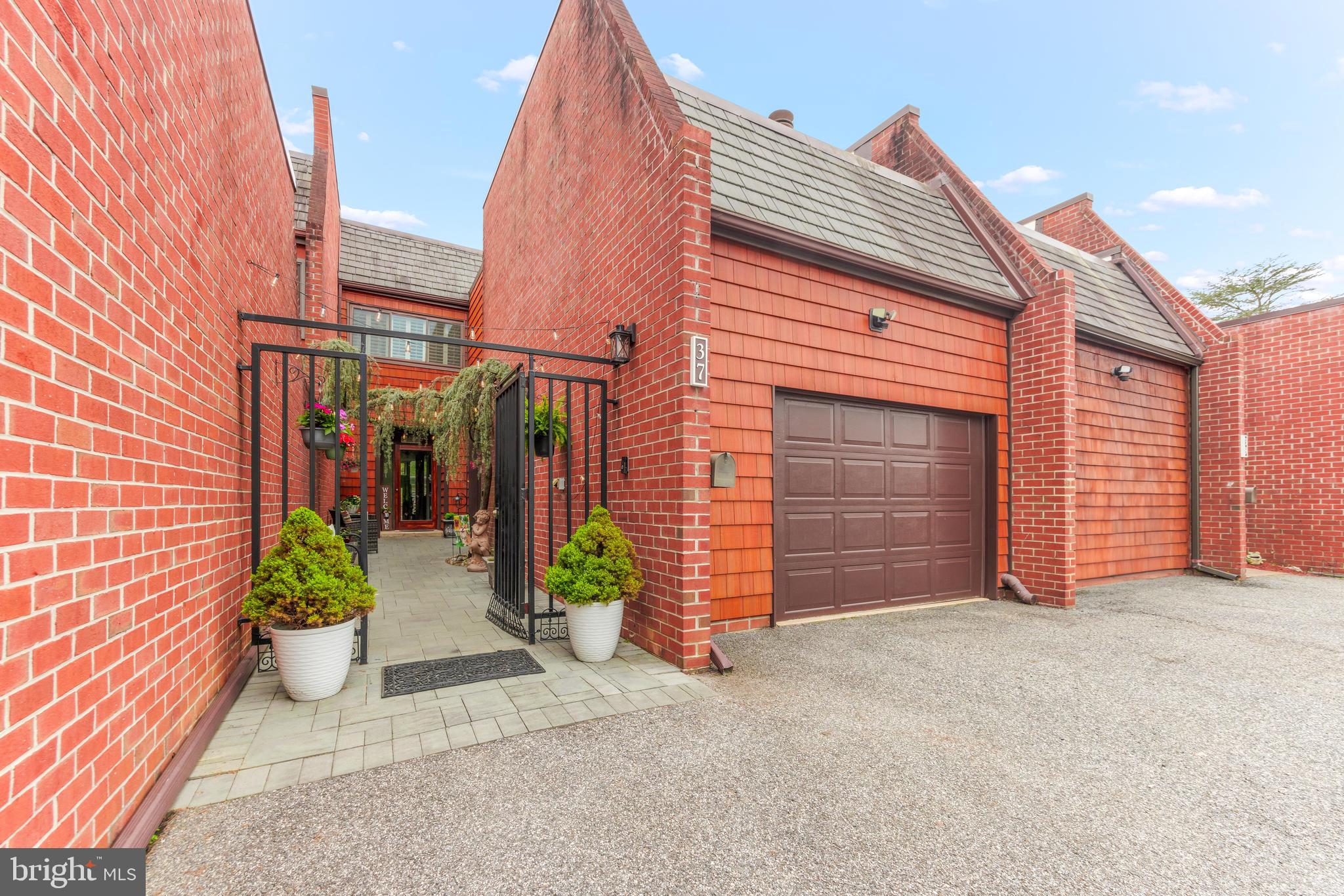 37 Judges Lane