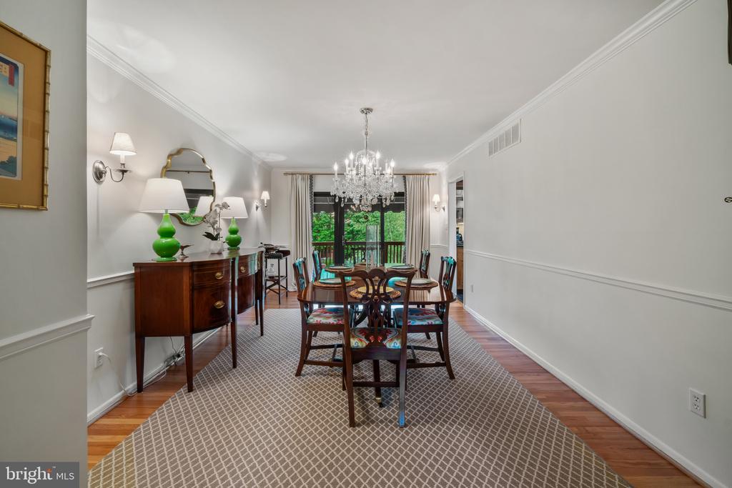 16 Lacosta Ct