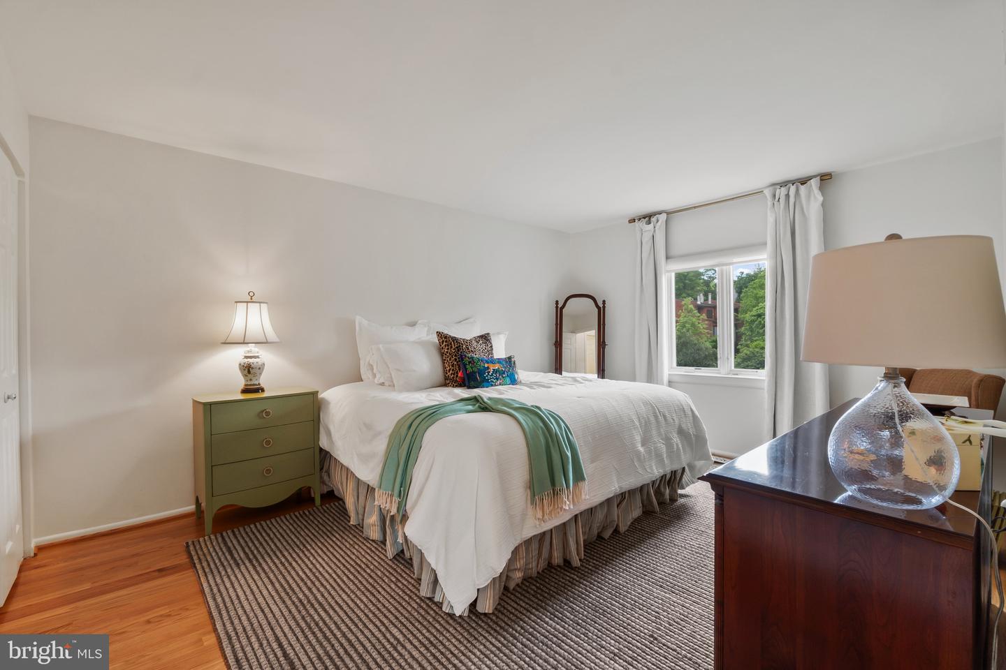 16 Lacosta Ct