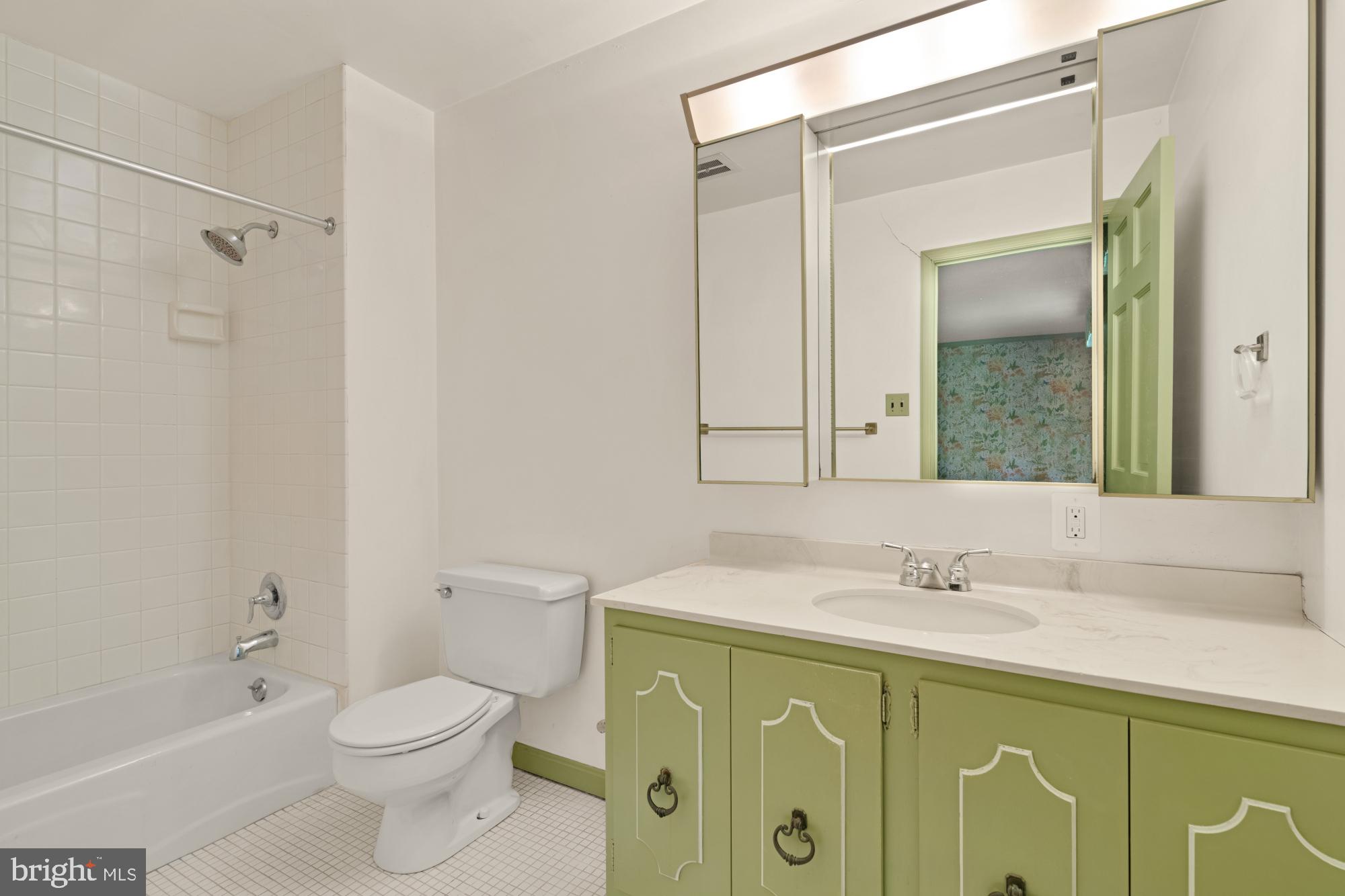 13001 Dulaney Valley Rd