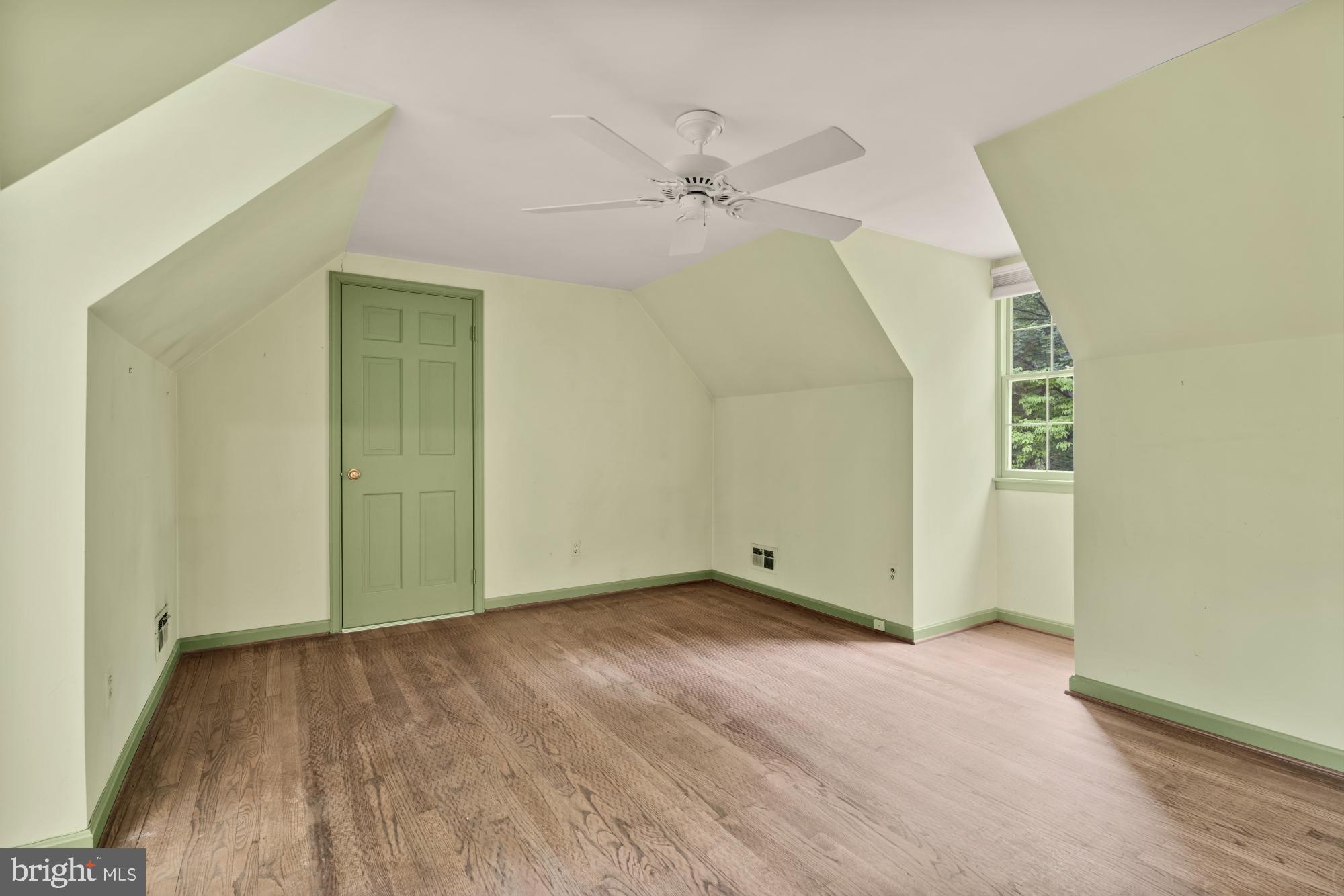 13001 Dulaney Valley Rd