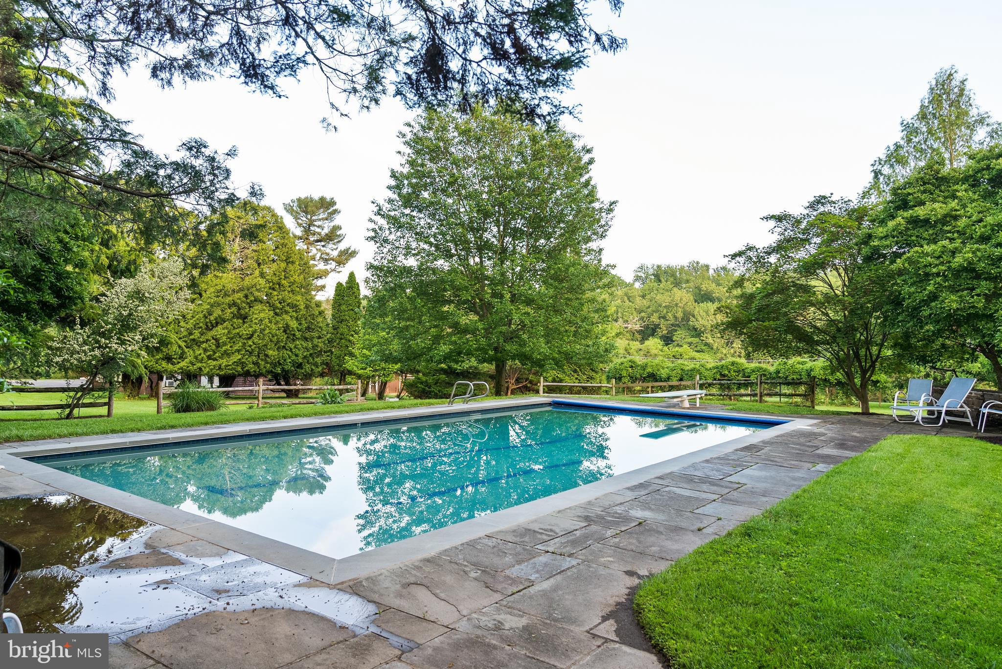 4006 Stewart Rd