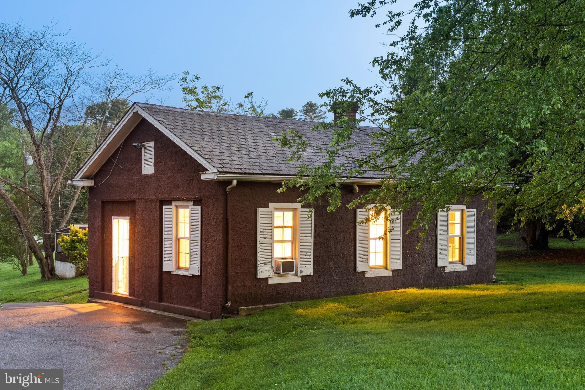 4006 Stewart Rd