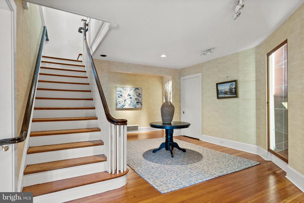 4006 Stewart Rd