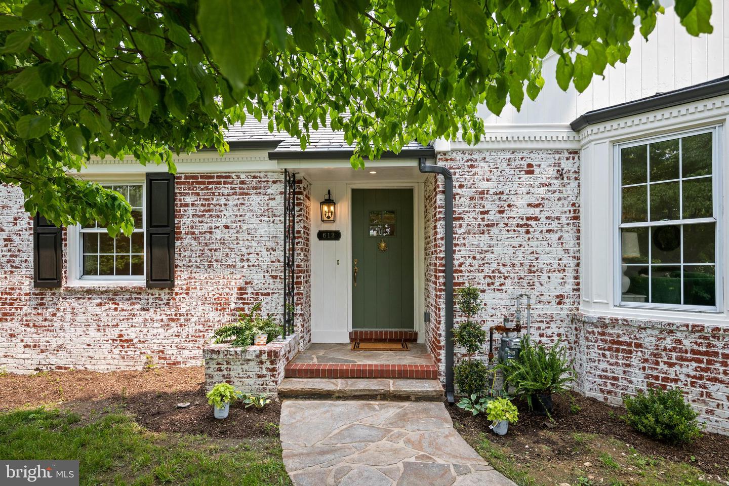612 Coventry Rd