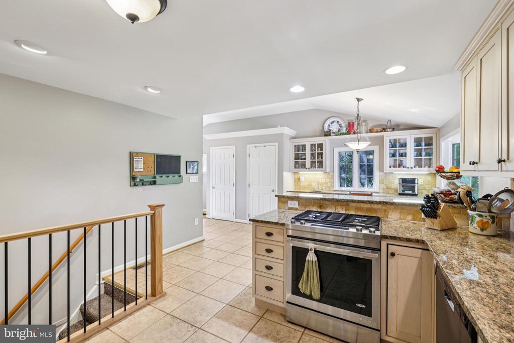 2401 CHETWOOD CIRCLE