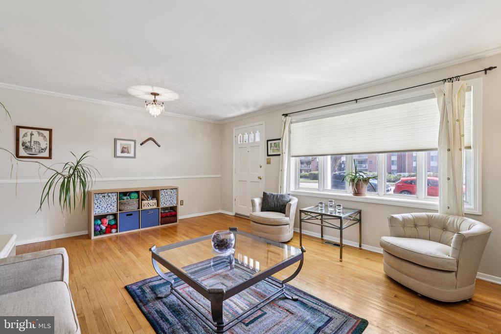 2401 CHETWOOD CIRCLE