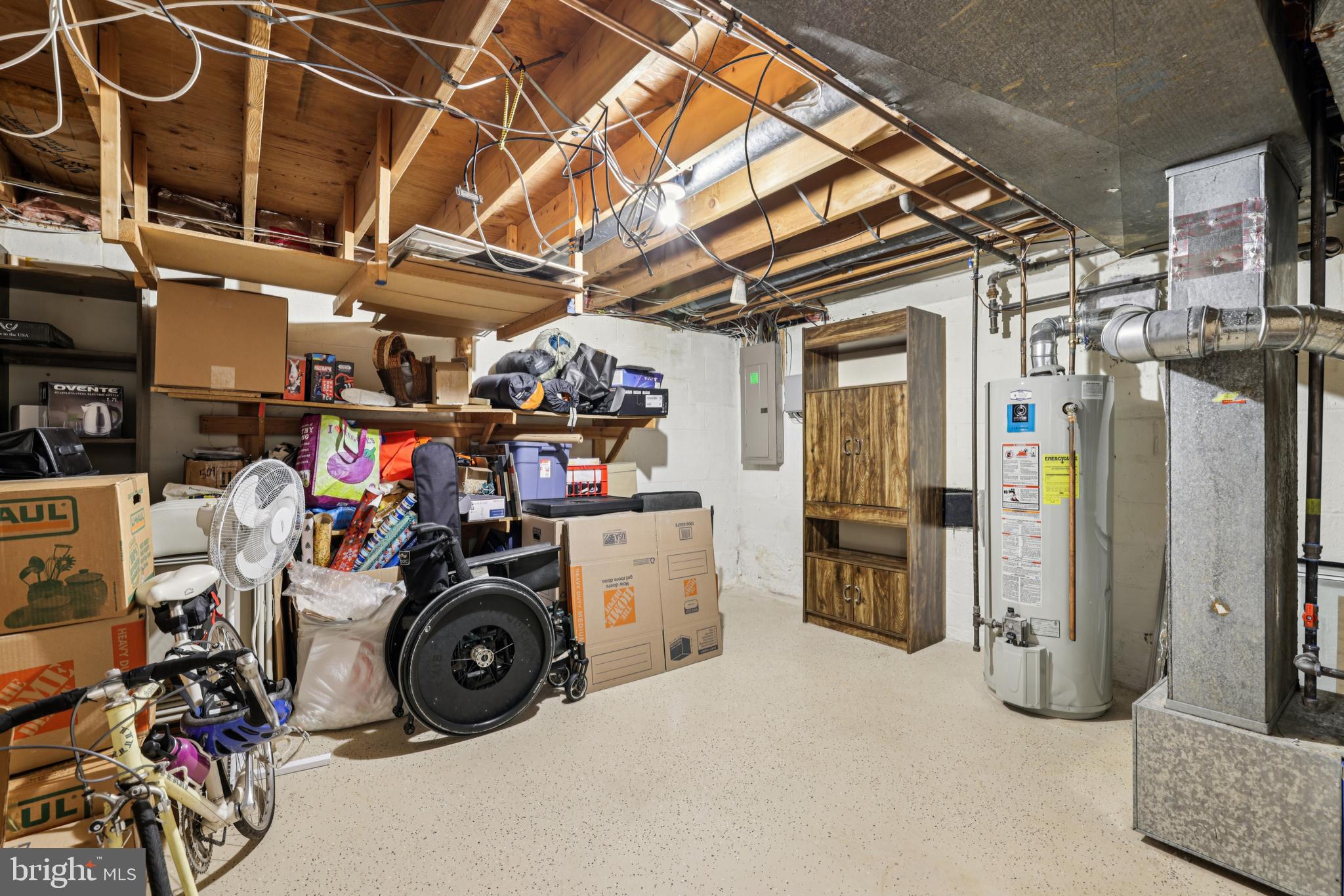 2401 CHETWOOD CIRCLE