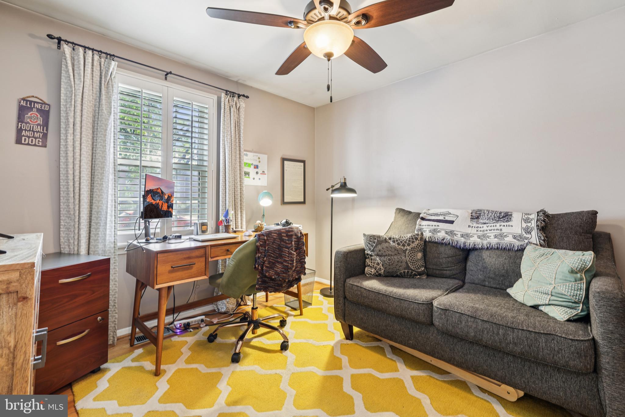 2401 CHETWOOD CIRCLE