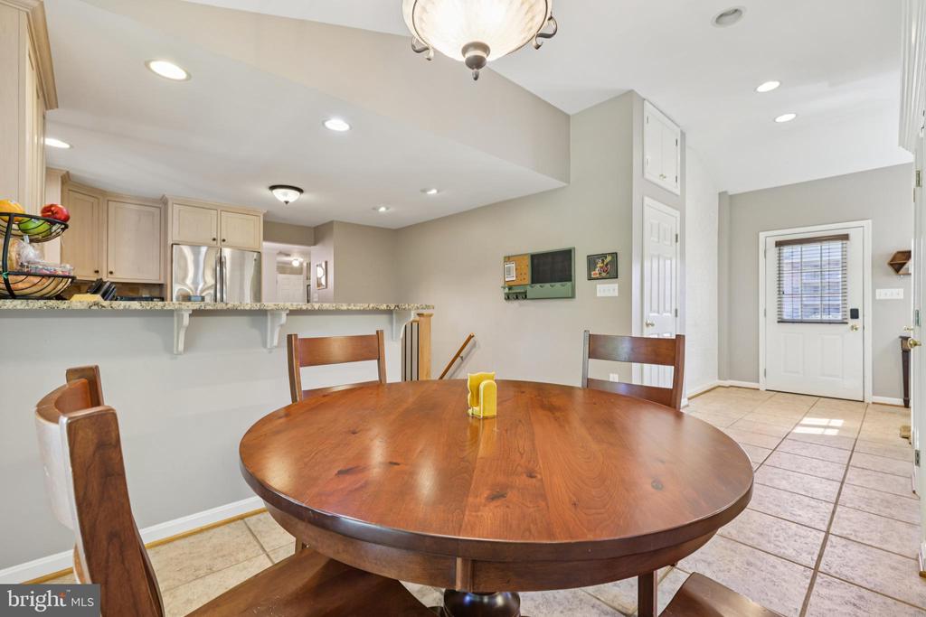 2401 CHETWOOD CIRCLE