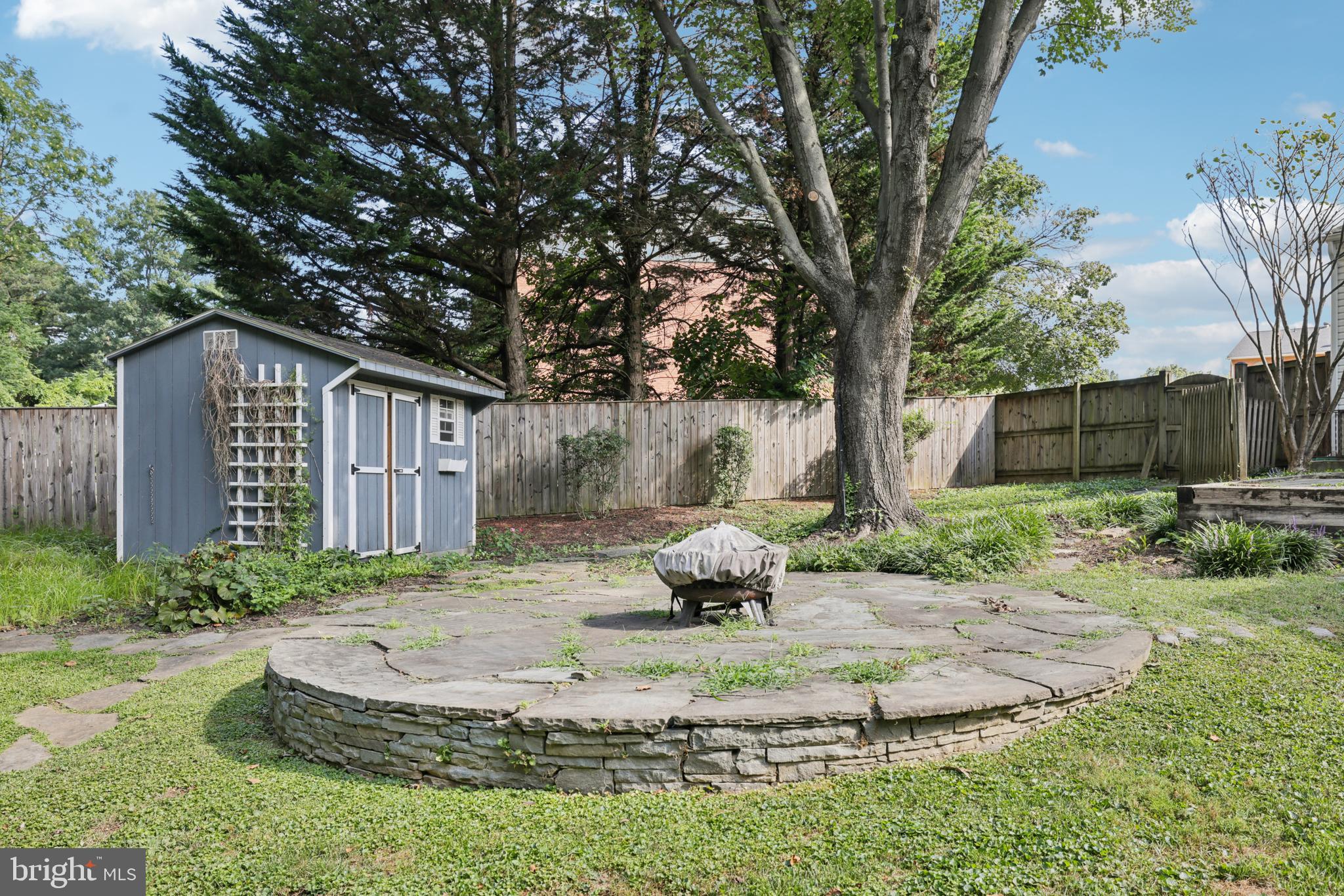 2401 CHETWOOD CIRCLE