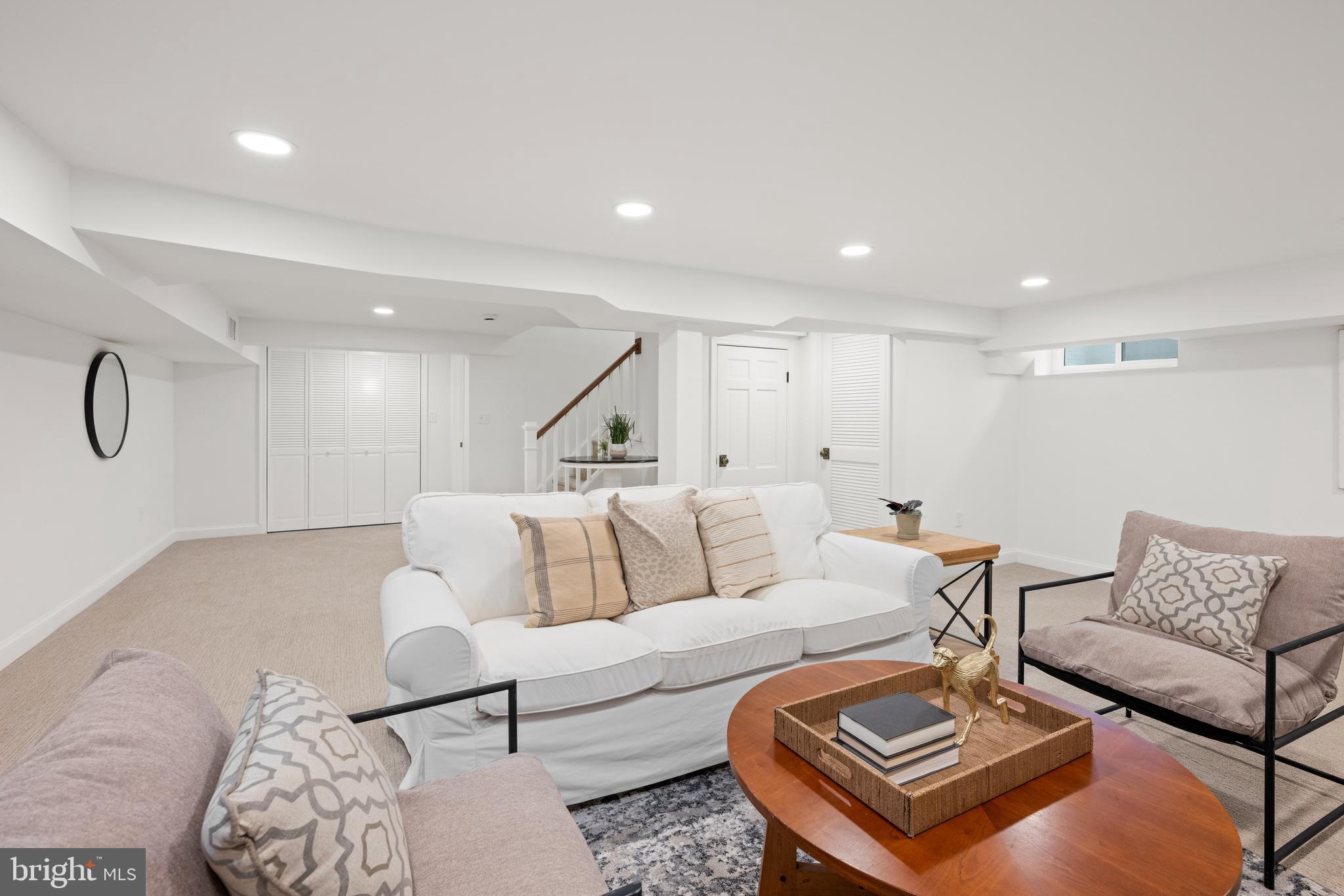 7819 Overbrook