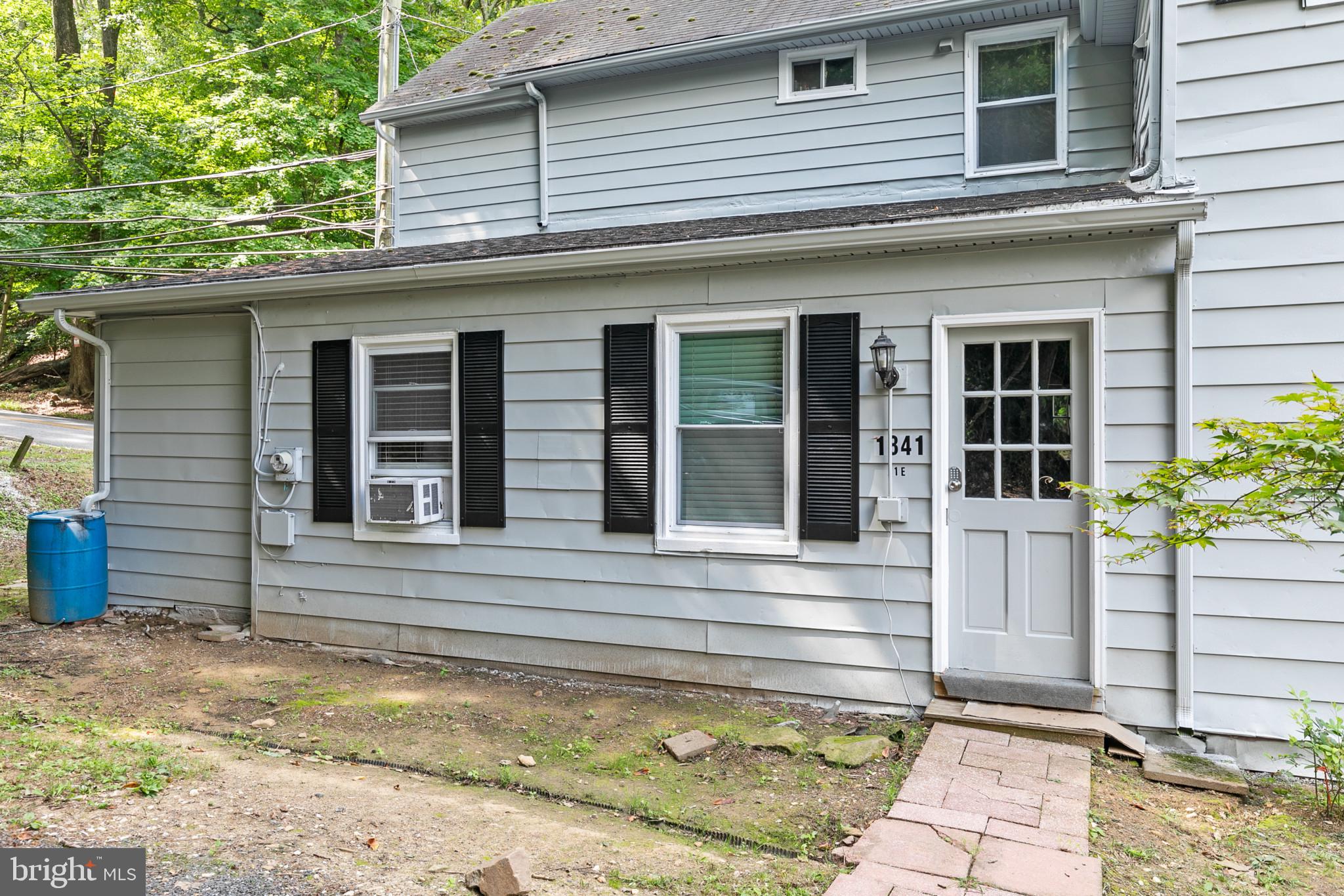 1841 HILLSIDE ROAD 1E