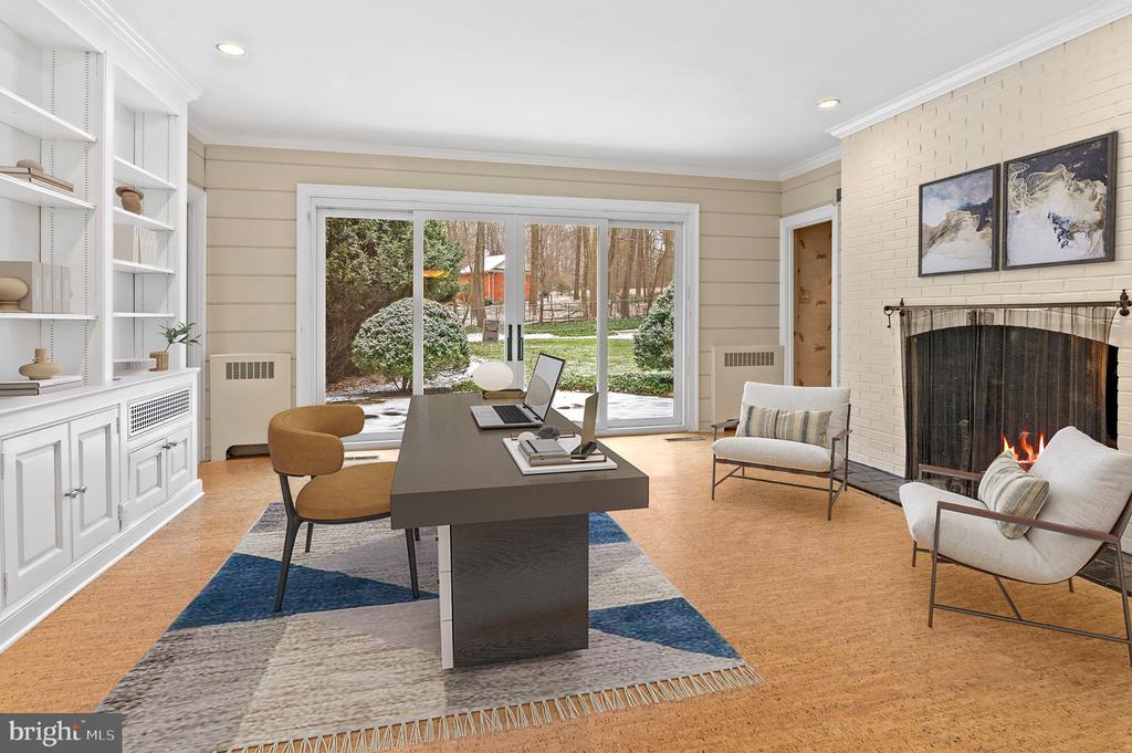 7 CAVESWOOD LANE