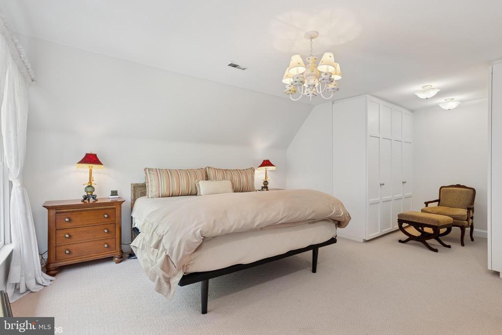 1308 MUSGROVE ROAD