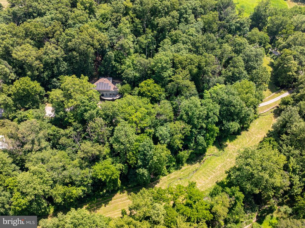 824 UPPER GLENCOE ROAD