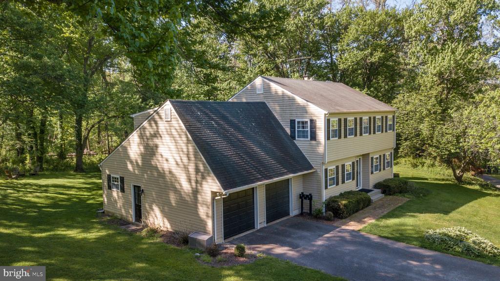 14815 HANOVER PIKE