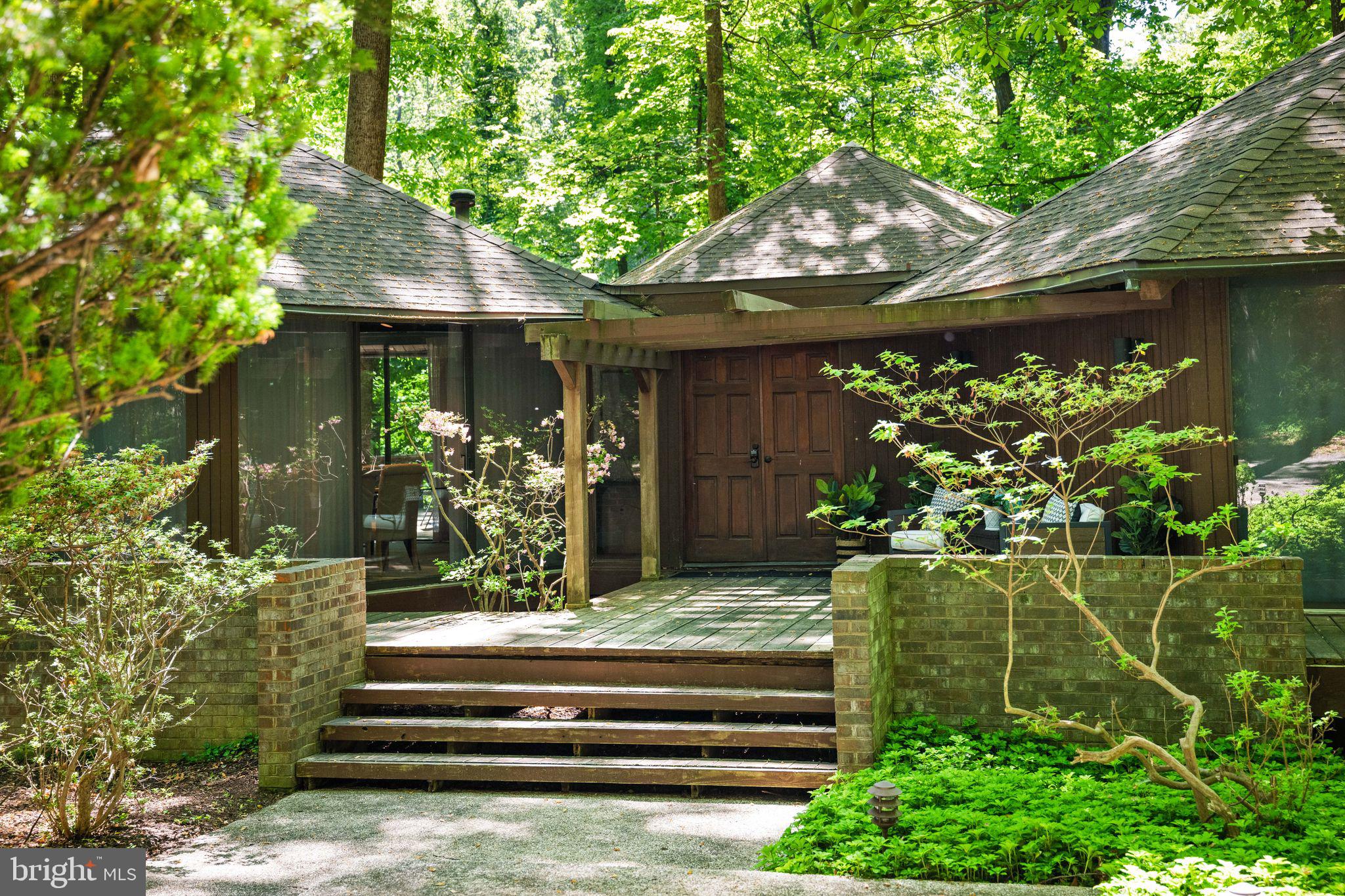 2707 CAVES ROAD