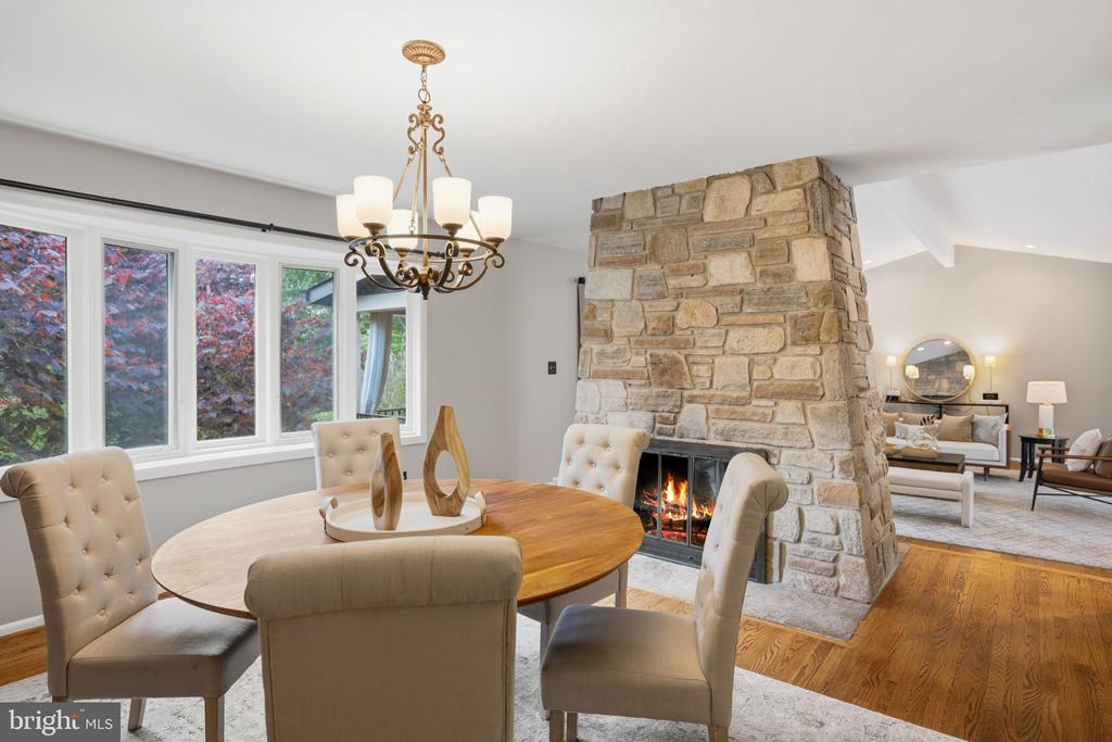 18 MANOR BROOK ROAD