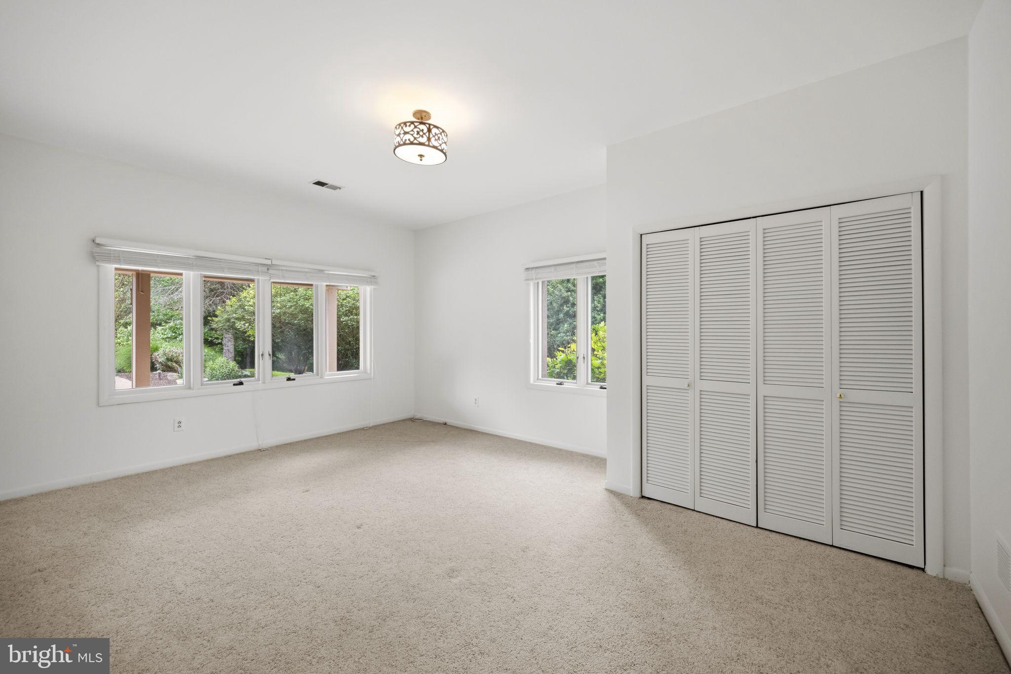 18 MANOR BROOK ROAD