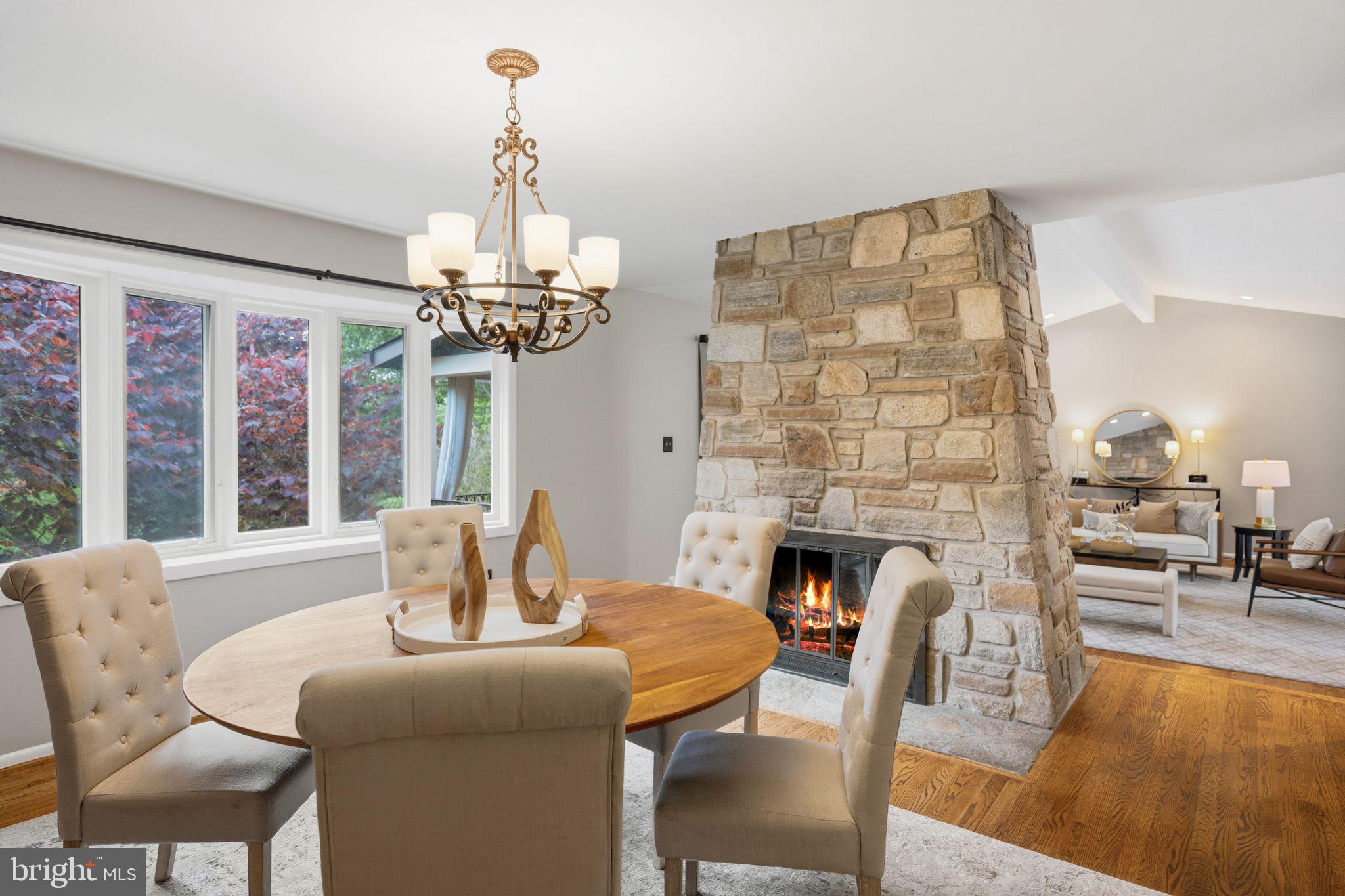 18 MANOR BROOK ROAD