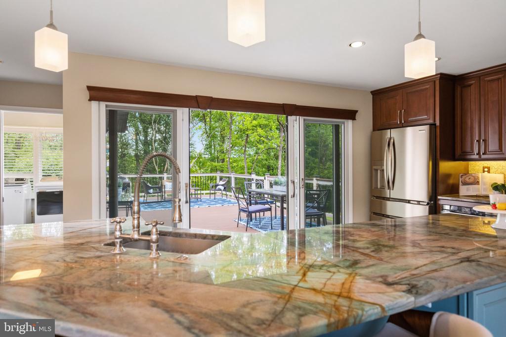 18 MANOR BROOK ROAD