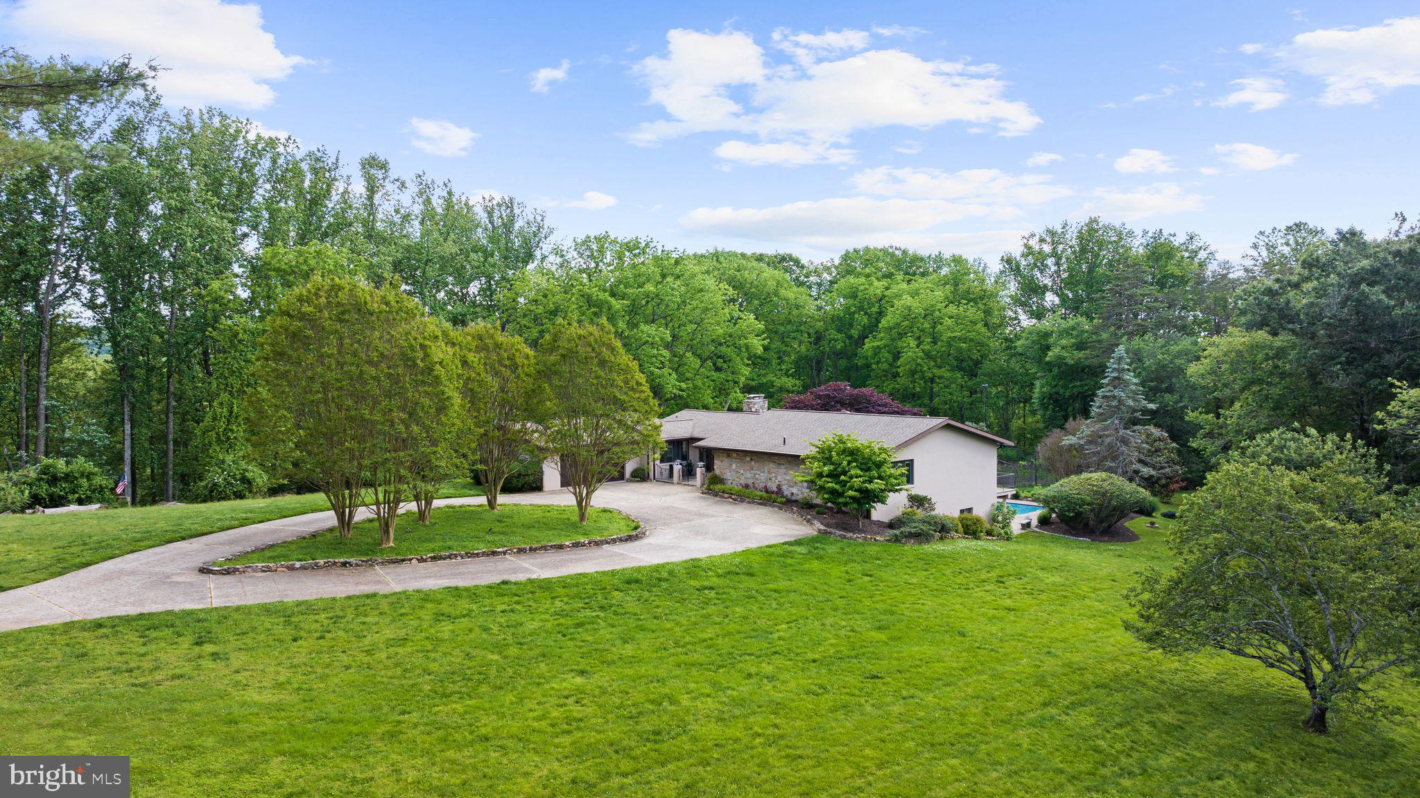 18 MANOR BROOK ROAD