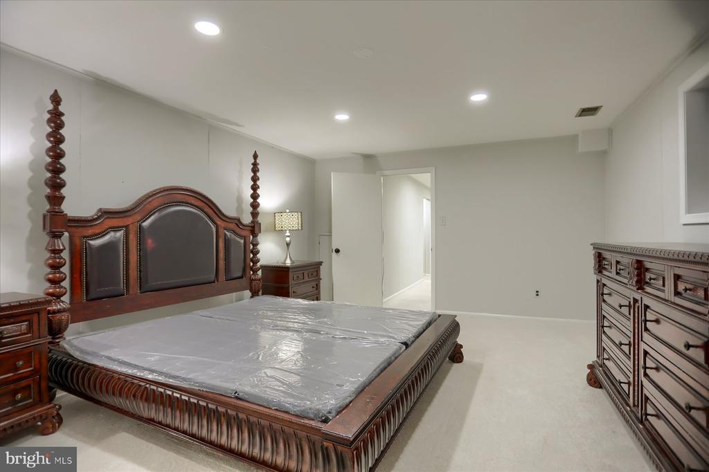 10902 Baronet Rd, -3004, United States