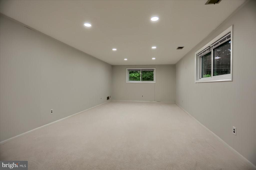 10902 Baronet Rd, -3004, United States