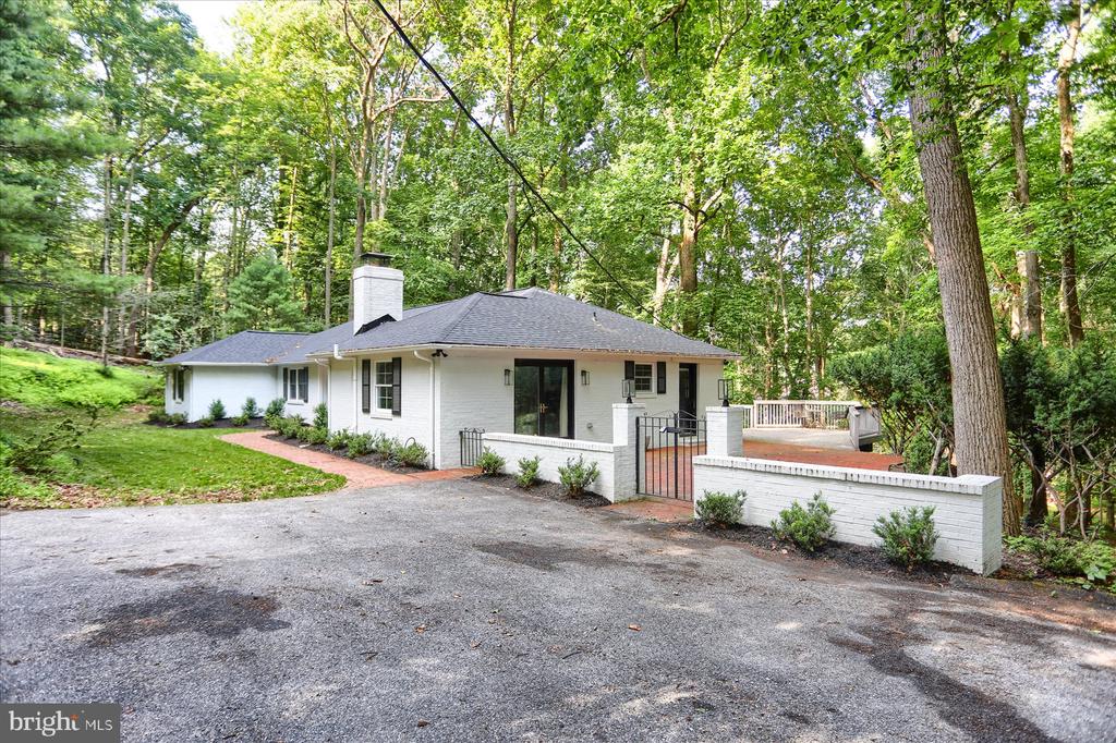10902 Baronet Rd, -3004, United States