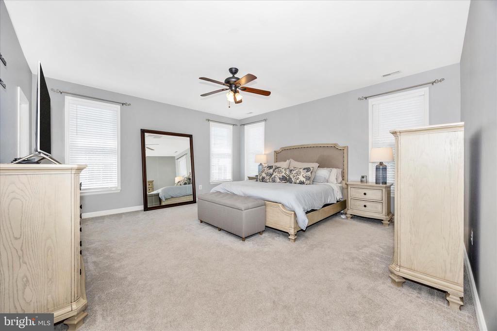 1510 LOCKSLEY LANE