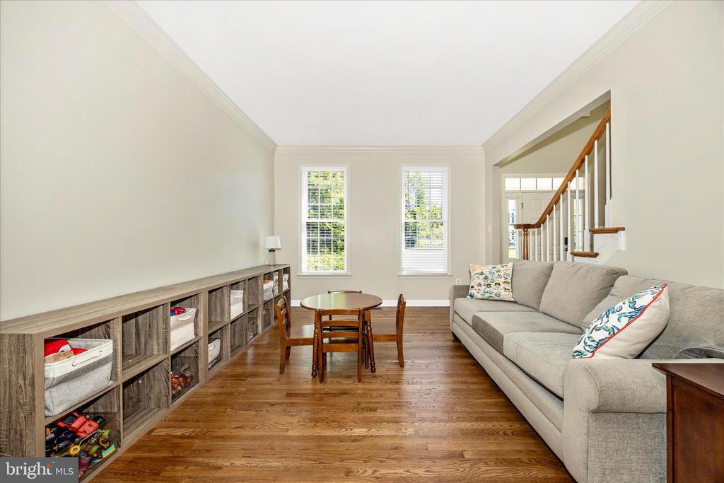 1510 LOCKSLEY LANE