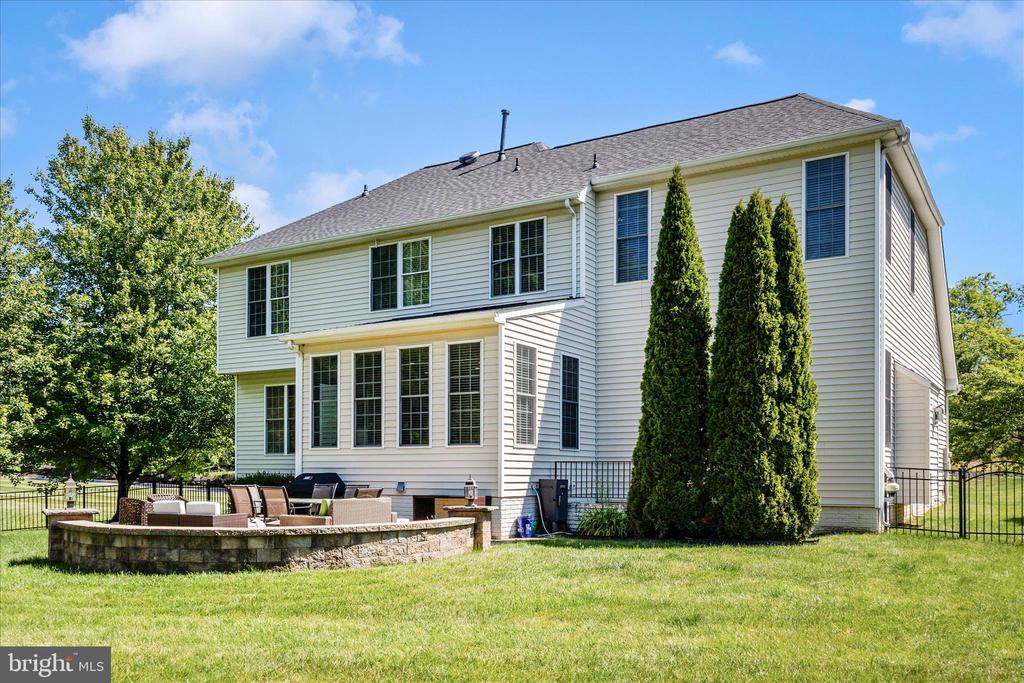 1510 LOCKSLEY LANE