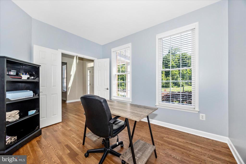 1510 LOCKSLEY LANE