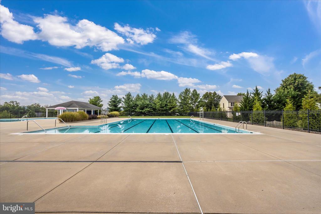 1510 LOCKSLEY LANE