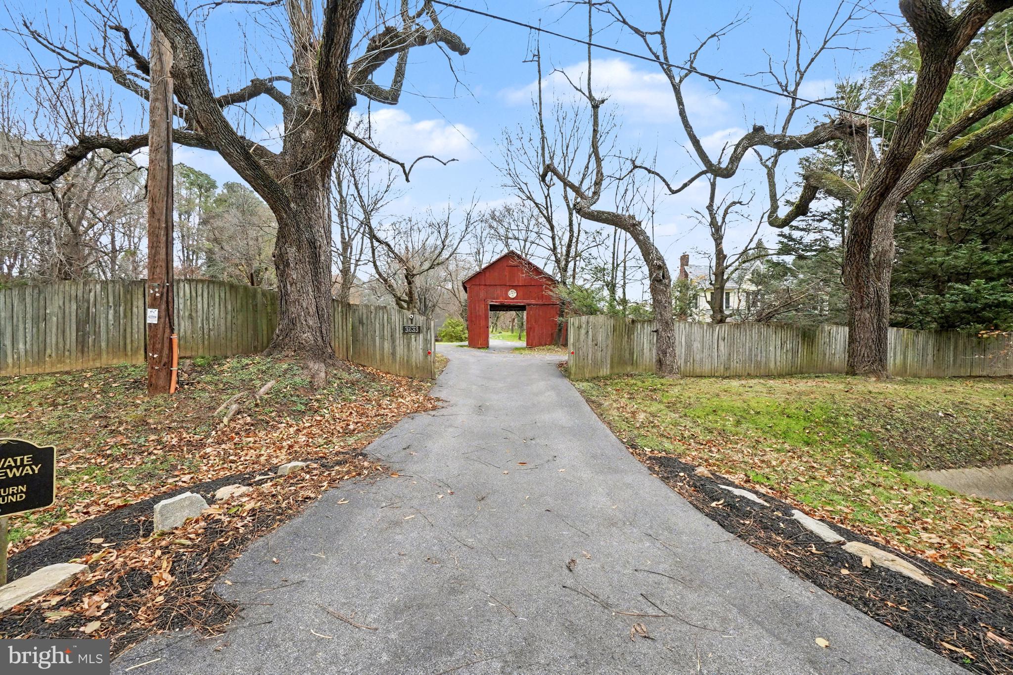 3633 JARRETTSVILLE PIKE