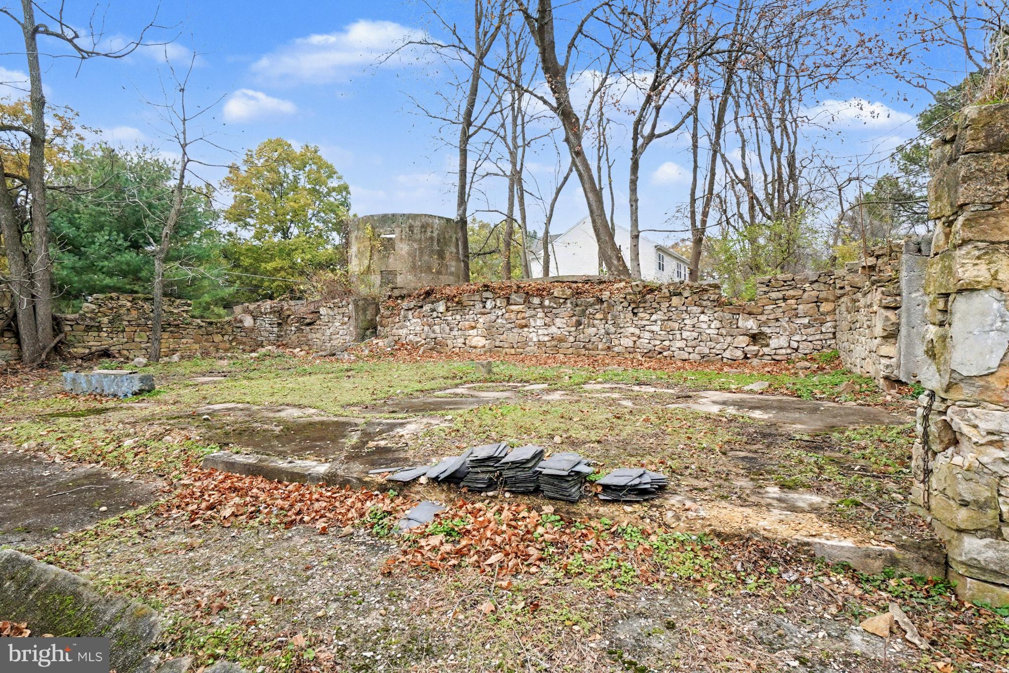 3633 JARRETTSVILLE PIKE