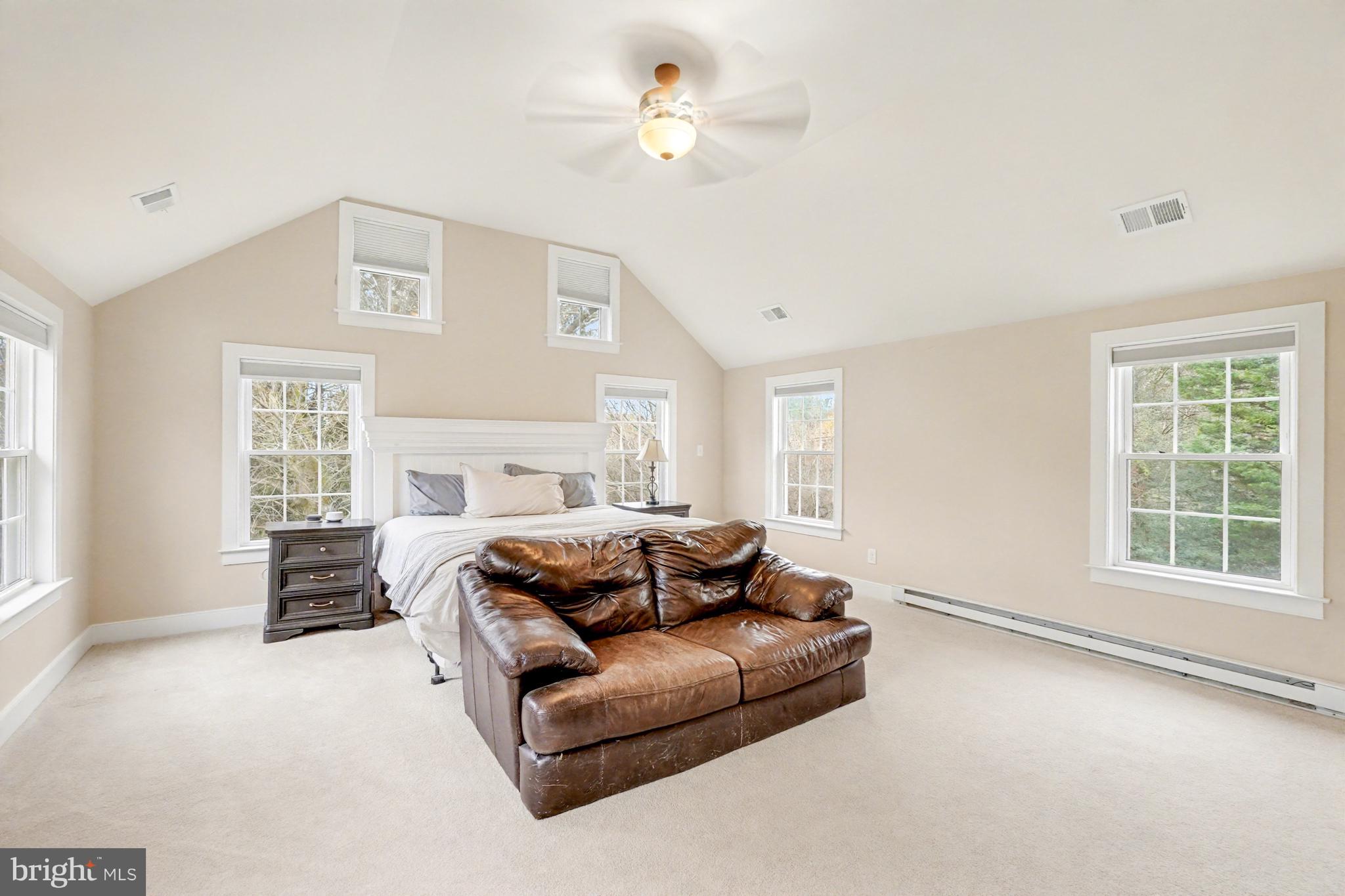 3633 JARRETTSVILLE PIKE