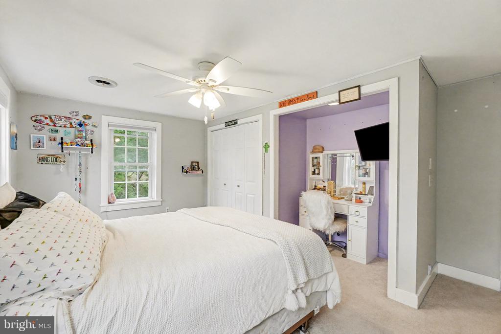 3633 JARRETTSVILLE PIKE