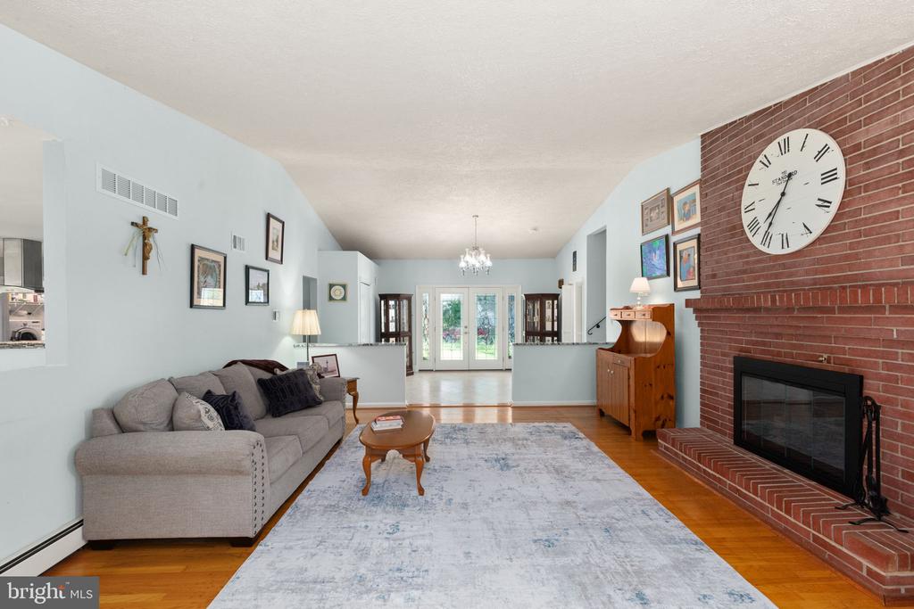 213 GLENWOOD ROAD