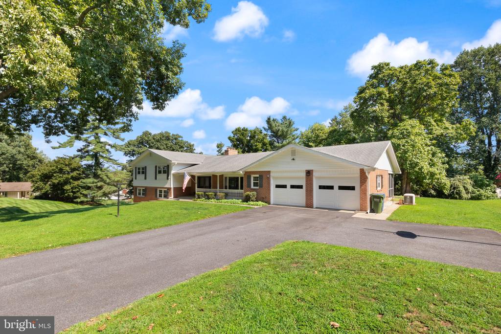 213 GLENWOOD ROAD