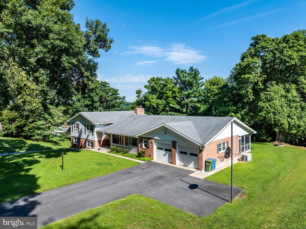 213 GLENWOOD ROAD