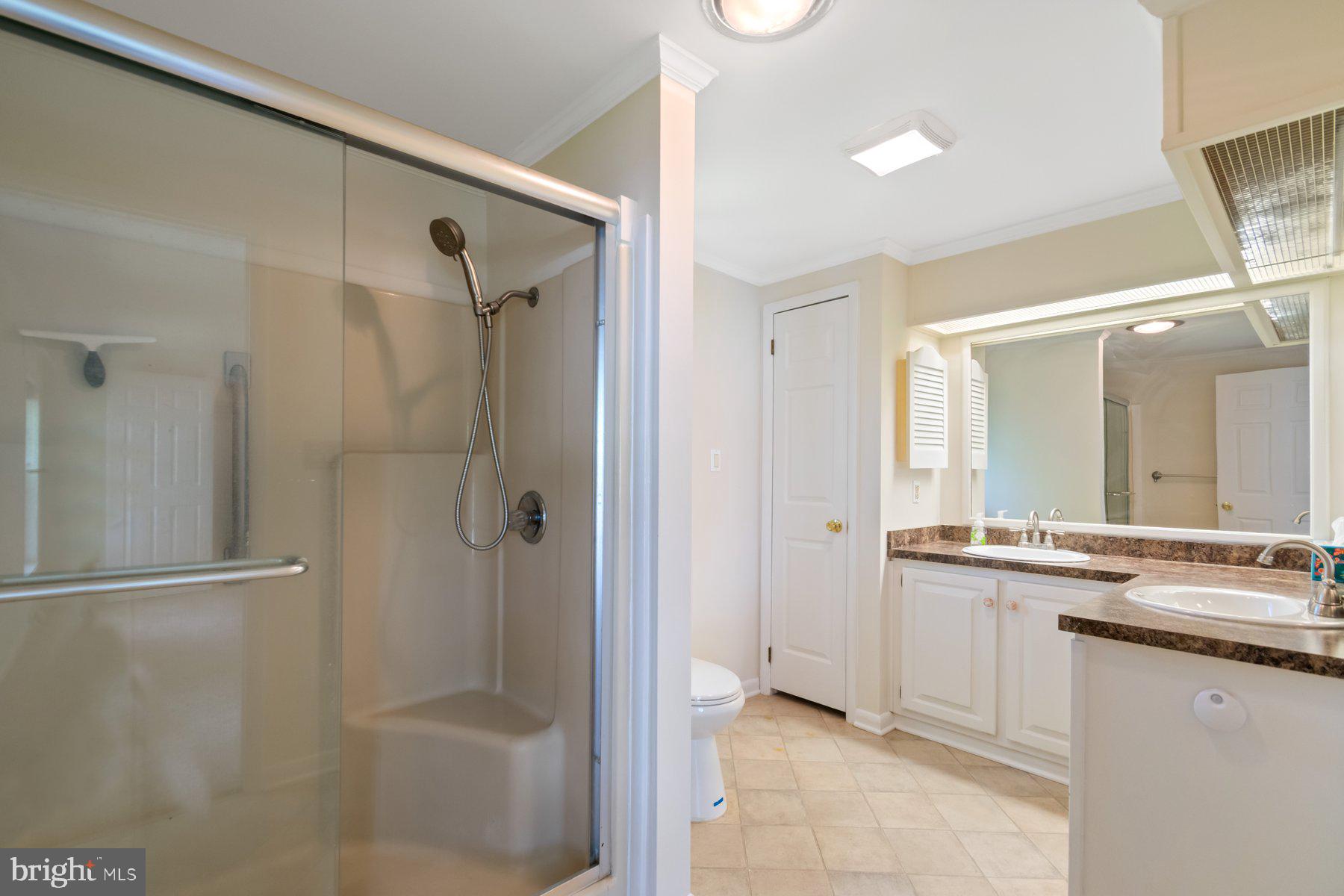 6445 Woodland Forest Dr