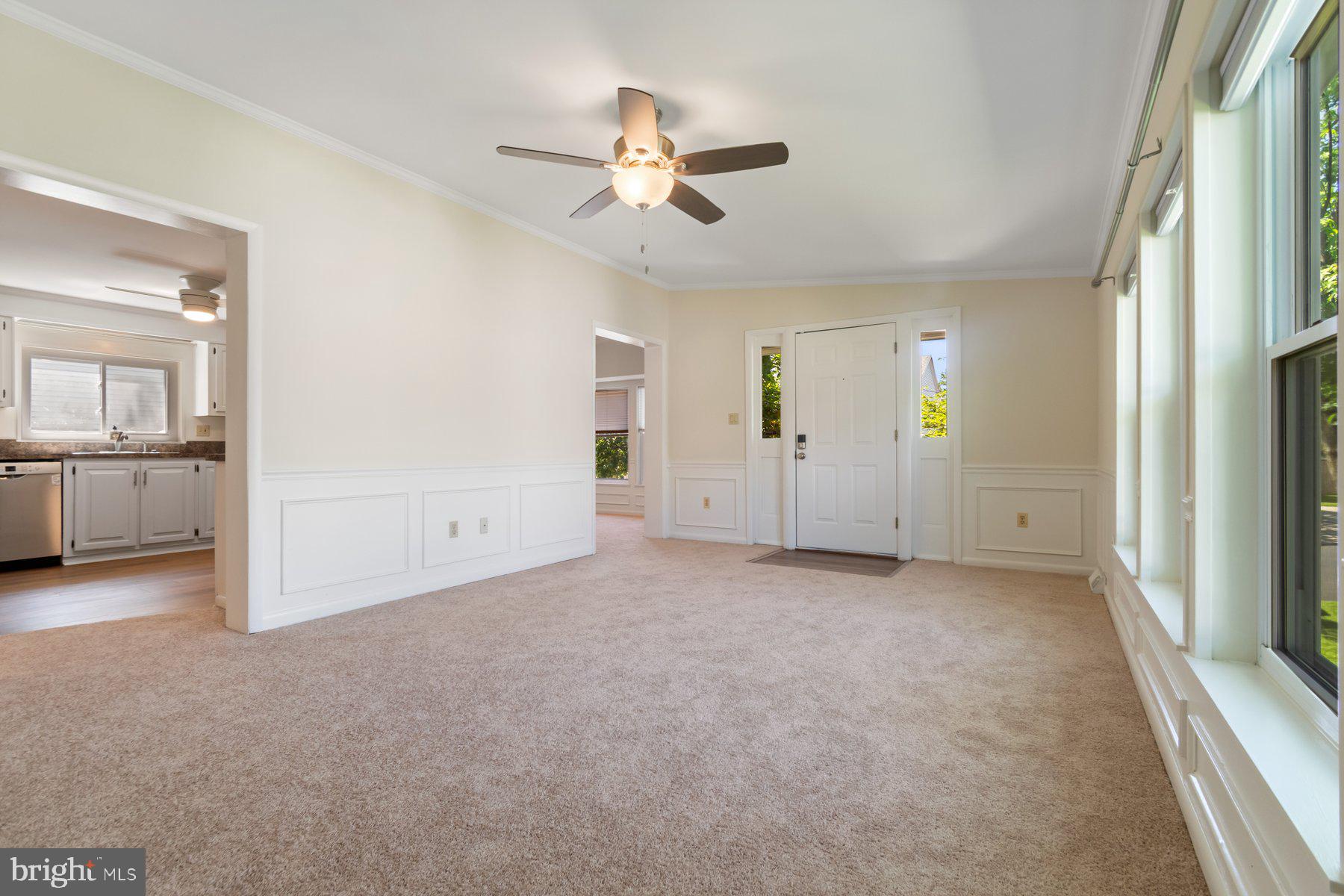 6445 Woodland Forest Dr