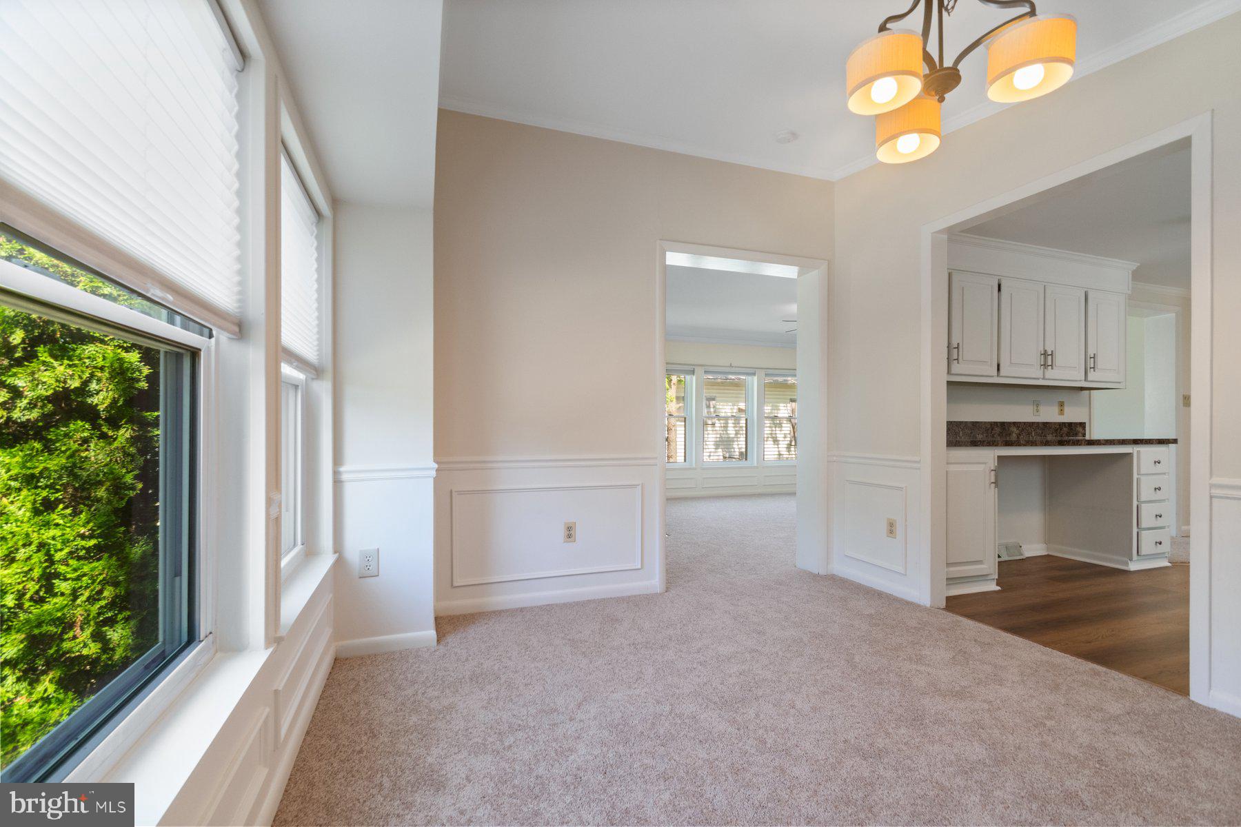 6445 Woodland Forest Dr