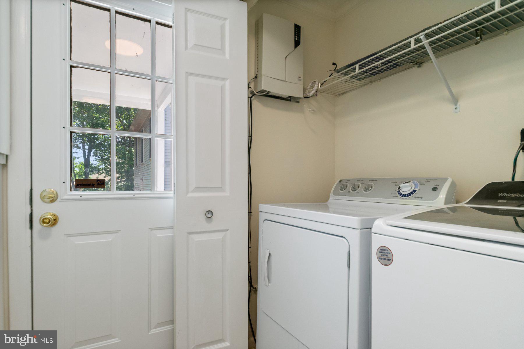 6445 Woodland Forest Dr