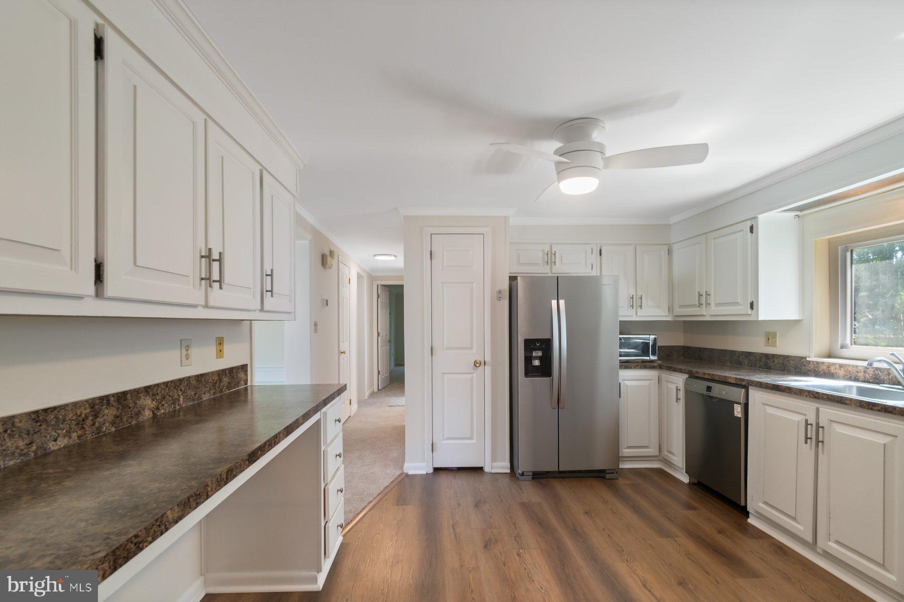 6445 Woodland Forest Dr